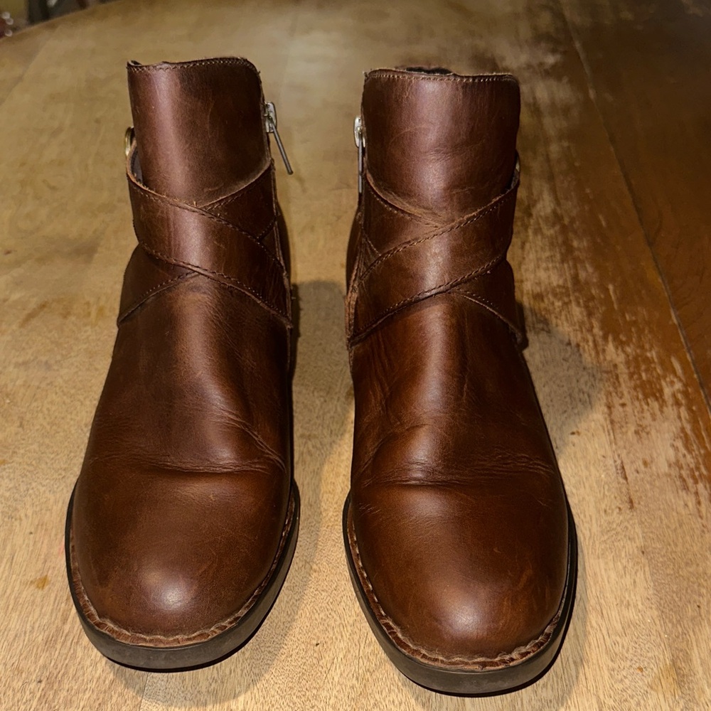 Born Trinculo Distressed Leather Ankle Booties Brown
